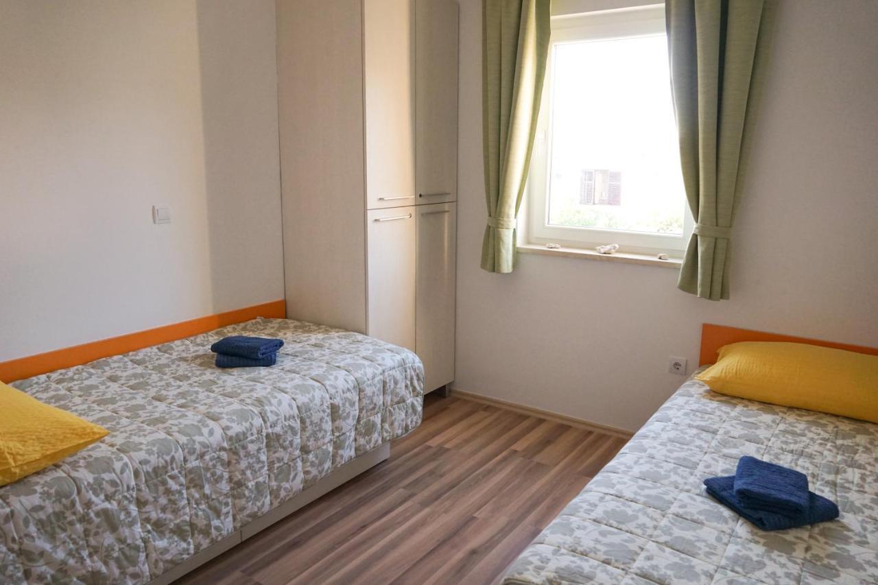 Apartment Punat Kültér fotó